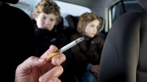 كشف تقرير صادر عن منظمة الصحة العالمية اليوم “الخميس” أن ما يقدر بنحو 37 مليون طفل تتراوح أعمارهم بين 13 و15 عاما يتعاطون التبغ على مستوى ال