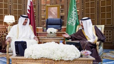 اتفاق سعودي قطري يقضي بفتح الأجواء والحدود بين البلدين