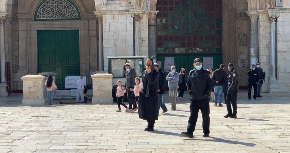 حذرت المرابطة المقدسية هنادي الحلواني من مخططات خطيرة تستهدف المسجد الأقصى المبارك في شهر رمضان المقبل، داعية لضرورة التحرك ضد تلك المخططات