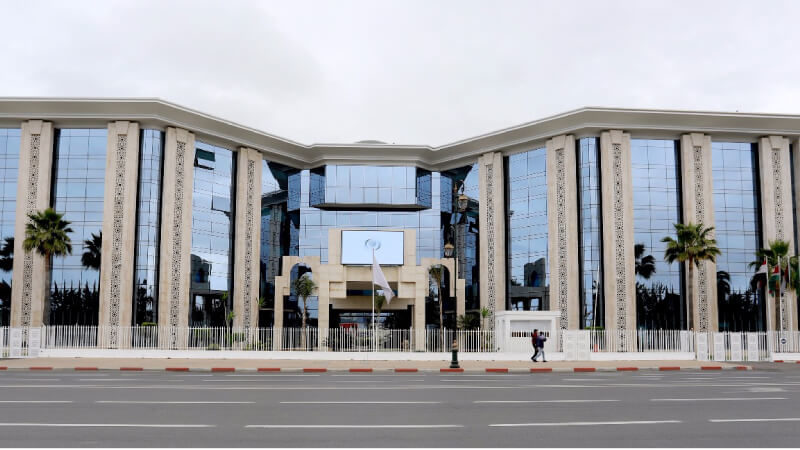 أكدت منظمة العالم الإسلامي للتربية والعلوم والثقافة (إيسيسكو)، أمس الثلاثاء، أن إطلاق مشروع تصنيع وتعبئة اللقاح المضاد لكوفيد 19 ولقاحات أخر