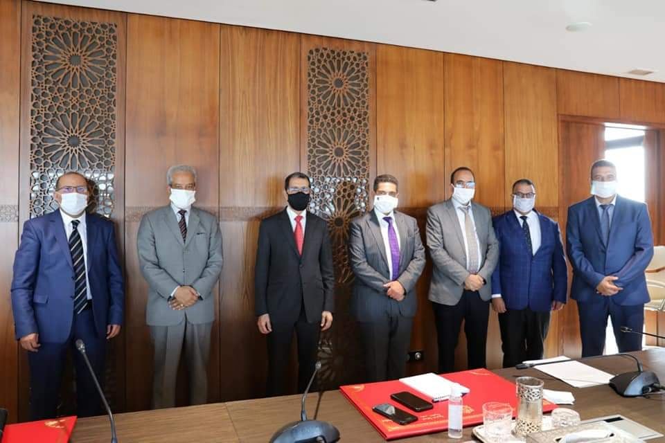 دعا سعيد أمزازي، وزير التربية الوطنية والتكوين المهني والتعليم العالي والبحث العلمي، مديري وأرباب مؤسسات التعليم المدرسي الخصوصي للتقيد بال