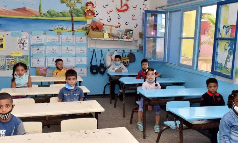 أفادت منظمة الأمم المتحدة للطفولة "اليونيسف"، بأن 1.6 مليار طالب تأثروا نتيجة إغلاق المدارس بسبب جائحة كورونا، مشيرة إلى أنه على الرغم من ب