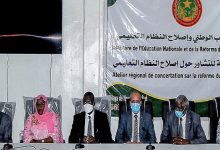 أوصت اللجنة الفنية المشرفة على الأيام التشاورية حول إصلاح النظام التعليمي في موريتانيا باعتماد اللغة العربية كلغة موحدة لتدريس المواد العل