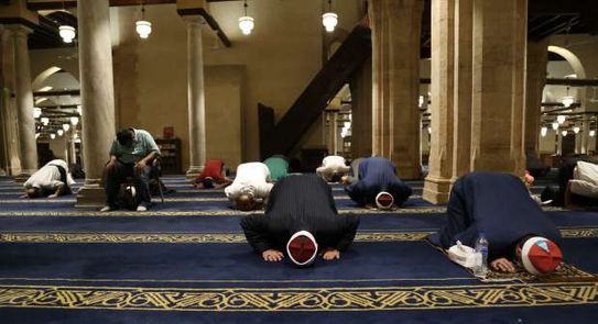 في ب قبل الوقت الصلاة استثمار المسجد قيام استثمار الوقت