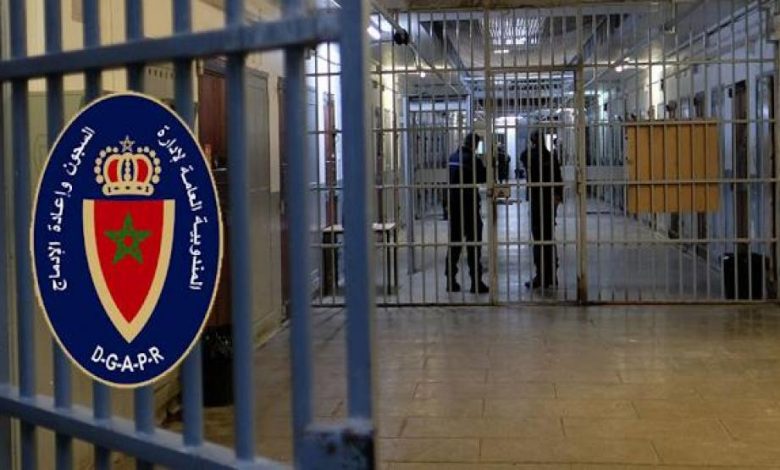 أعلنت المندوبية العامة لإدارة السجون وإعادة الإدماج أنه تقرر استئناف الزيارة العائلية لفائدة السجناء بجميع المؤسسات السجنية، ابتداء من يوم