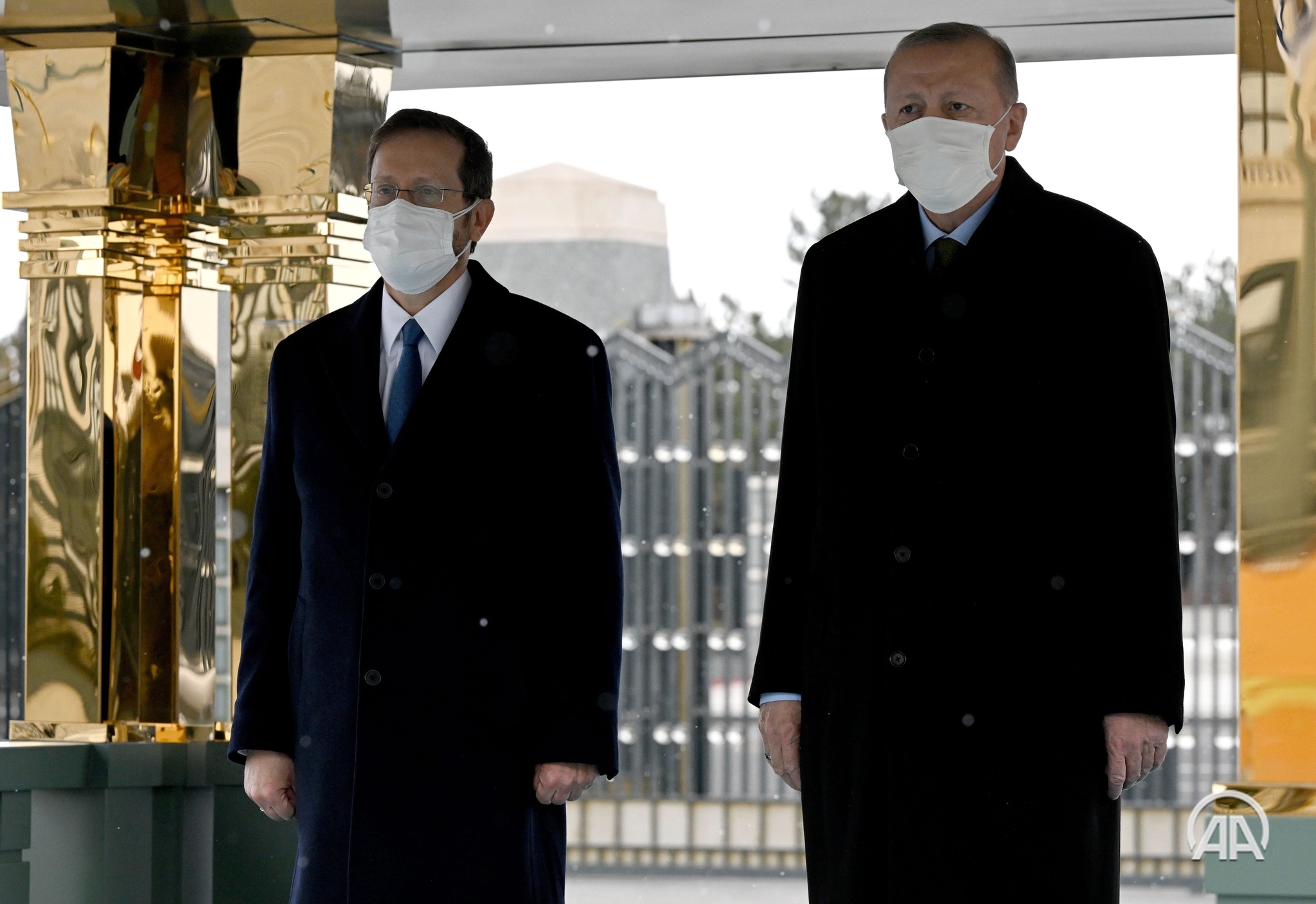 عبر الاتحاد العالمي لعلماء المسلمين عن تفاجئه بالزيارة الرسمية التي قام بها رئيس الكيان الصهيوني المحتل إلى الجمهورية التركية، وبالاستقبال ا