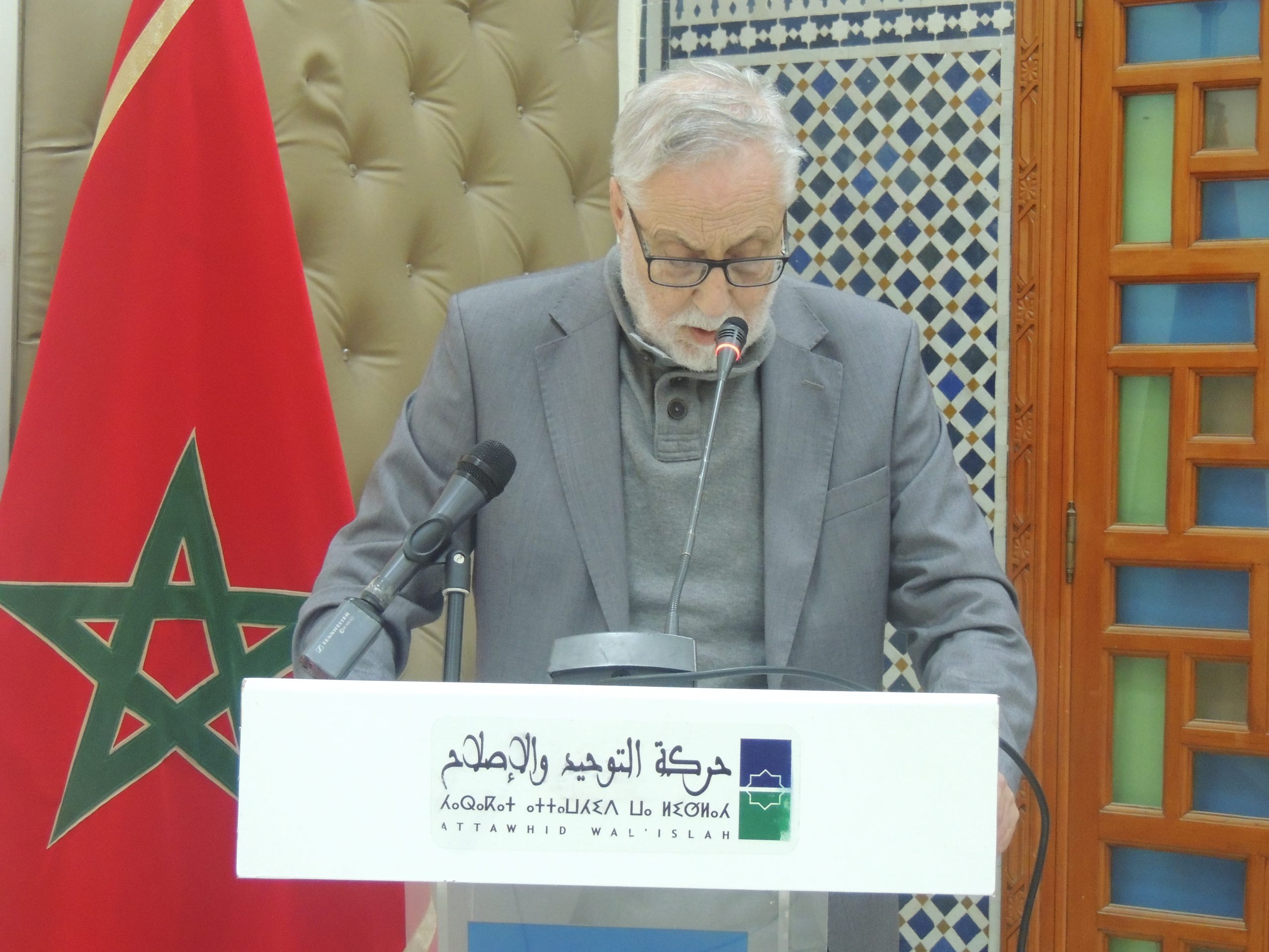 عدد الأستاذ مولاي إسماعيل العلوي؛ وزير التربية الوطنية السابق، المكتسبات التي حصلت بالمغرب بالموازاة مع الحراك الشعبي الذي عرفته أقطارنا الع