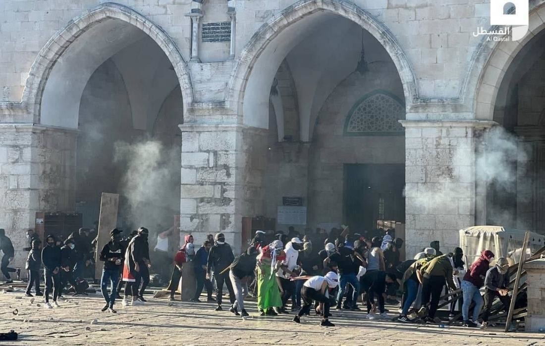 حيّى المكتب التنفيذي لحركة التوحيد والإصلاح الأهالي في فلسطين عامّة وفي الأقصى والقدس خاصّة، وعبر عن اعتزازه بصمودهم التّاريخي والنّموذجي في وجه الإرهاب الصّهيوني، وعلى تفانيهم وجهادهم في سبيل الحفاظ والدفاع على المقدسات الإسلامية بالقدس وفي مقدمتها أولى القبلتين وثالث الحرمين.