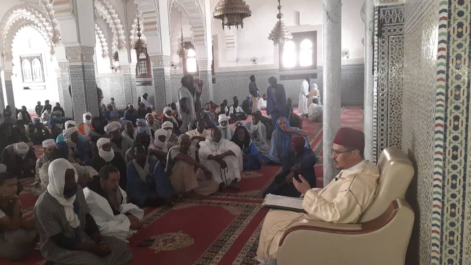 يلقي علماء مغاربة دروسا دينية بنواكشوط طيلة شهر رمضان الأبرك، وذلك وفق المركز الثقافي المغربي بنواكشوط . وأكد بلاغ للمركز أن علماء من وزارة ا