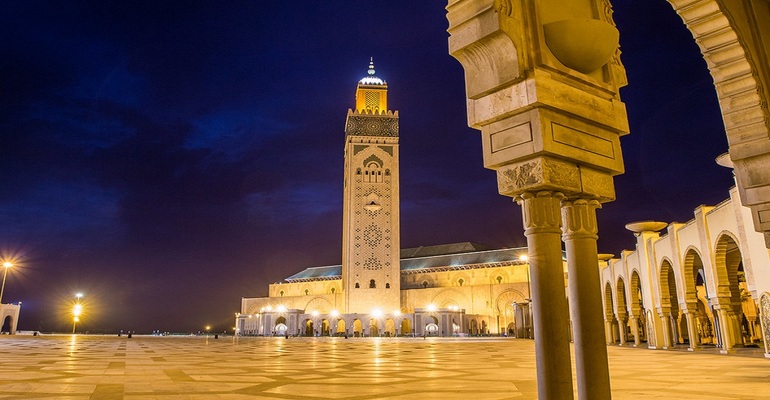 مسجد الحسن الثامي بالدار البيضاء يعد أكبر مسجد في المملكة