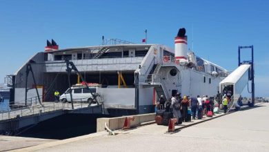 أعلنت السلطات المغربية عن استئناف الرحلات البحرية مع إسبانيا ابتداء من 11 أبريل 2022.وأكدت وزارة الصحة أن الدخول إلى المغرب سيكون مسموحا به