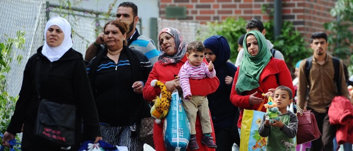 ذكر موقع "أورو مغرب" نقلا عن شهود عيان أن امرأة في محطة القطار بمدينة دورتموند اعتدت على أحد المسافرين الذي نعتته بأوصاف عنصرية، وهددته بزجا