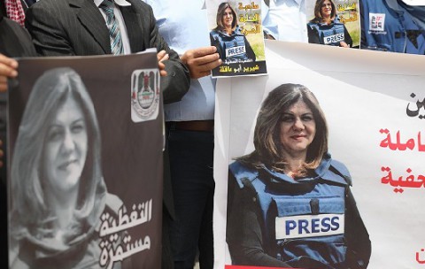 أعلنت فلسطين، أمس الإثنين، أنها راسلت المحكمة الجنائية الدولية، بشأن "إعدام" الصحفية شيرين أبو عاقلة و "جرائم" الاحتلال ضد الشعب الفلسطيني.