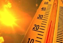 أفادت المديرية العامة للأرصاد الجوية، بأن موجة حرارة (33 – 48 درجة) وزخات رعدية قوية (20 – 30 ملم) مرتقبة ابتداء من اليوم السبت وإلى غاية ي
