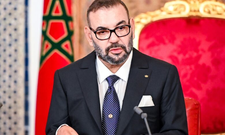 يوجه الملك محمد السادس خطابا إلى الشعب المغربي مساء اليوم السبت بمناسبة تخليد الذكرى الثالثة والعشرين لتربعه على العرش وسيبث الخطاب الملكي