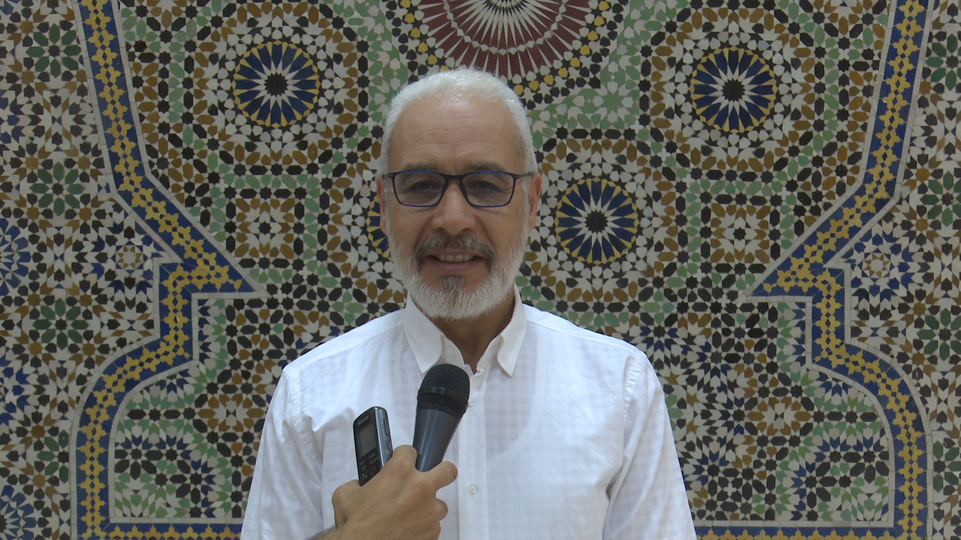 ثمن عبد الرحيم شيخي رئيس حركة التوحيد والإصلاح مضامين الخطاب الملكي الذي ألقاه الملك بمناسبة الذكرى 23 لاعتلائه على العرش الذي تابعته الحركة