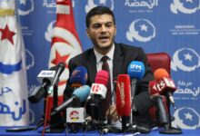 أكدت حركة "النهضة" في تونس اليوم الخميس أنها طلبت من أعضائها عدم المشاركة في الانتخابات التشريعية المبكرة في 17 دجنبر المقبل، معتبرة أنها