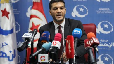 أكدت حركة "النهضة" في تونس اليوم الخميس أنها طلبت من أعضائها عدم المشاركة في الانتخابات التشريعية المبكرة في 17 دجنبر المقبل، معتبرة أنها