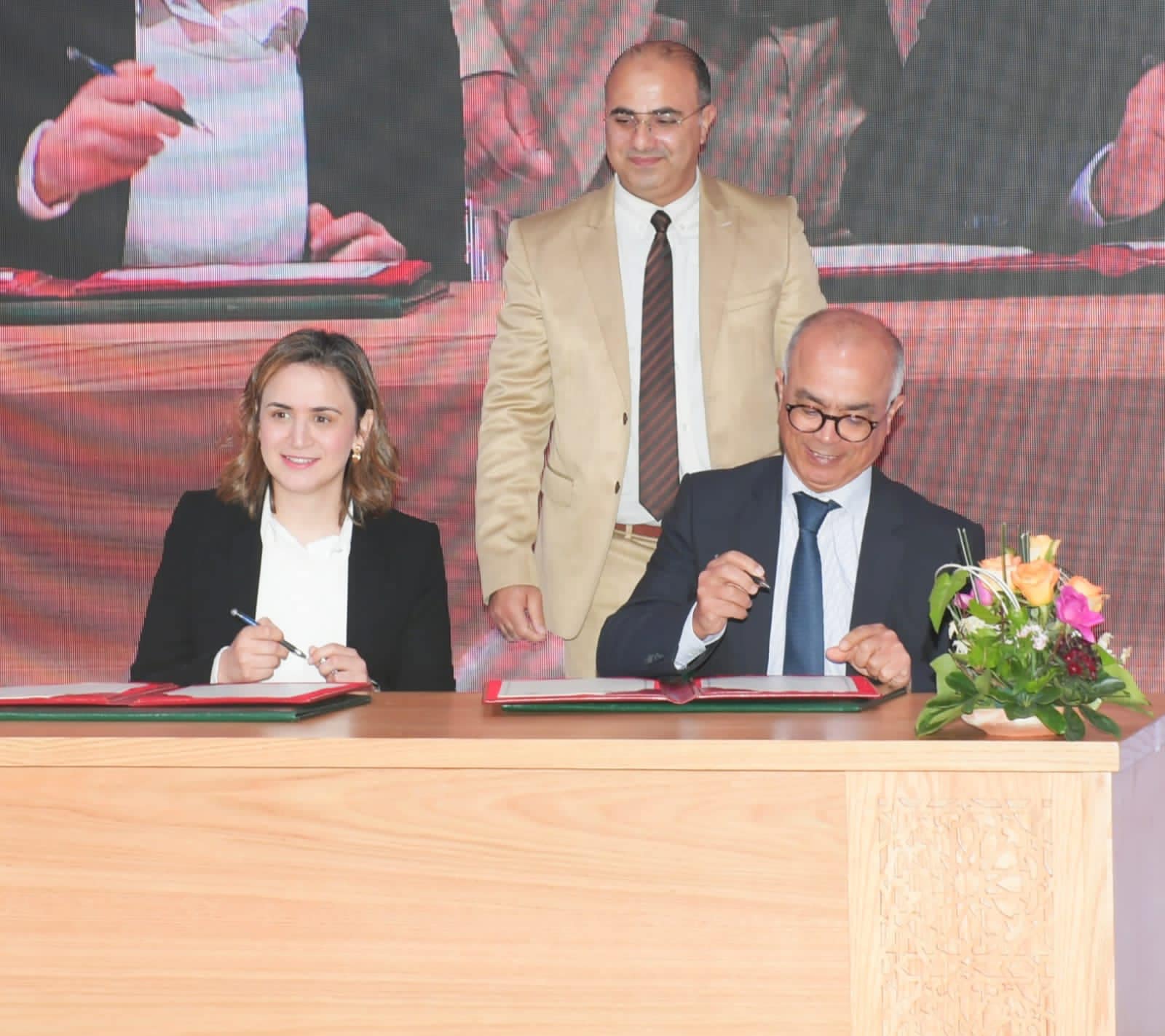 أبرمت وزارة التربية الوطنية والتعليم الأولي والرياضة اتفاقية شراكة مع الوزارة المنتدبة لدى رئيس الحكومة المكلفة بالانتقال الرقمي وإصلاح الإ