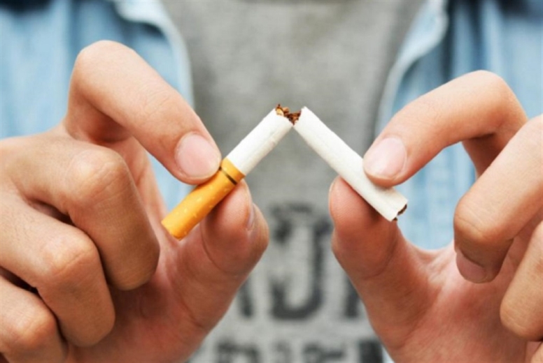 أظهرت دراسة أجراها المركز الأمريكي للسيطرة على الأمراض والوقاية منها أن 57% من الأمريكيين يؤيدون حظر بيع منتجات التبغ. وأجريت الدراسة عام 2