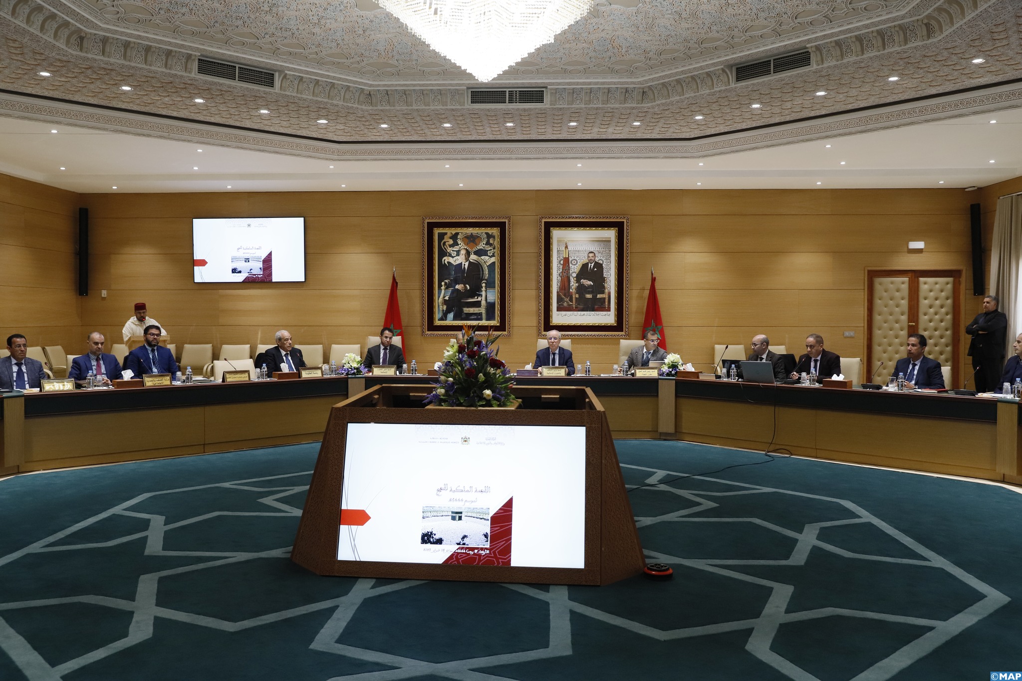  أعلنت وزارة الأوقاف والشؤون الإسلامية، اليوم الأربعاء، أنه سيتم الشروع في أداء مصاريف موسم الحج لـ1444، دفعة واحدة بالنسبة لتنظيمي الوزارة