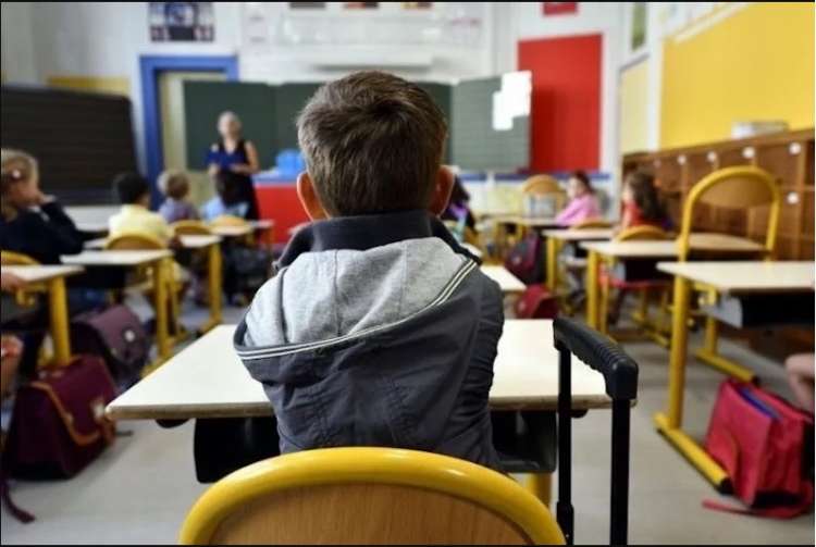 شهد المجلس الحكومي في اجتماعه الأسبوعي الذي جرى أمس الخميس المصادقة على مشروع القانون رقم 59.21 يتعلق بالتعليم المدرسي، قدمه وزير التربية ال