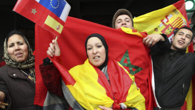 تضاعف عدد المسلمين في إسبانيا 10 مرات في الأعوام الثلاثين الماضية ليبلغ 2.5 مليون نسمة. وينحدر معظم المسلمين في إسبانيا من أصول مغاربية وباك