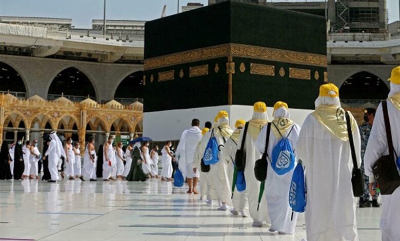 أثار ارتفاع أسعار التذاكر والإقامة خلال عمرة رمضان وغياب رحلات جوية كافية غضب عدد من الراغبين في الذهاب لتأدية المناسك في مكة المكرمة. ونقلت