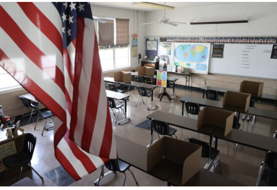 كشفت صحيفة The Guardian البريطانية، أن المجلس التشريعي لولاية “إلينوي” الأمريكية، أقرت قانوناً يسمح بتقديم وجبات حلال لأطفال المدارس المسلمي