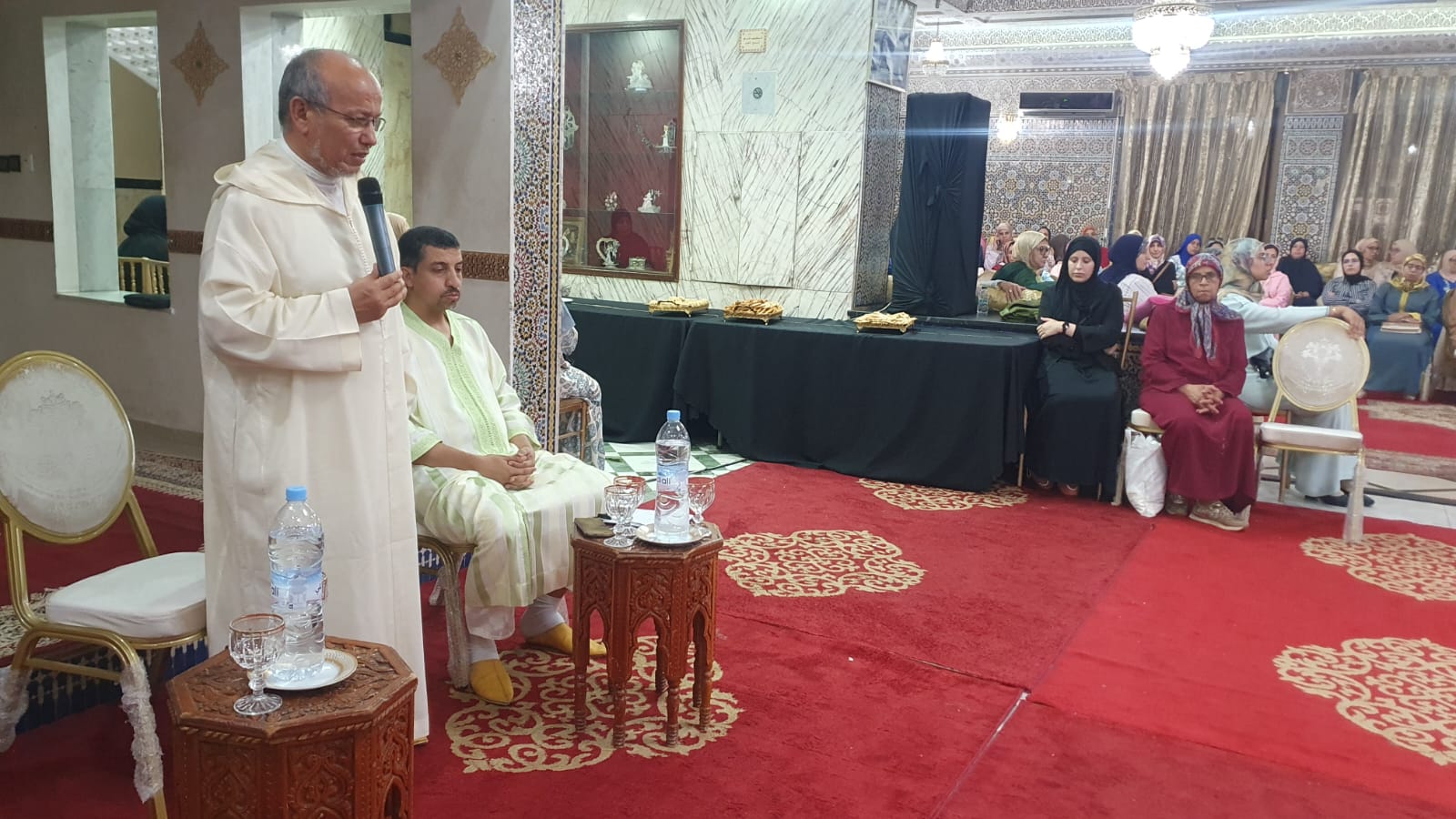 نظم إقليم مكناس لحركة التوحيد والإصلاح، بتنسيق مع نجلة الفقيدة الدكتورة بشرى الإدريسي البوزيدي، حفل تأبين وعزاء لفقيدة العمل الإسلامي بالمغ