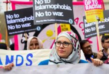 أطلقت مؤسسة"Tell MAMA" المعنية برصد حالات الإسلاموفوبيا، تقريرها لعام 2023، حول حالة الكراهية ضد المسلمين في إنجلترا. وفي تقريرها أشارت الم
