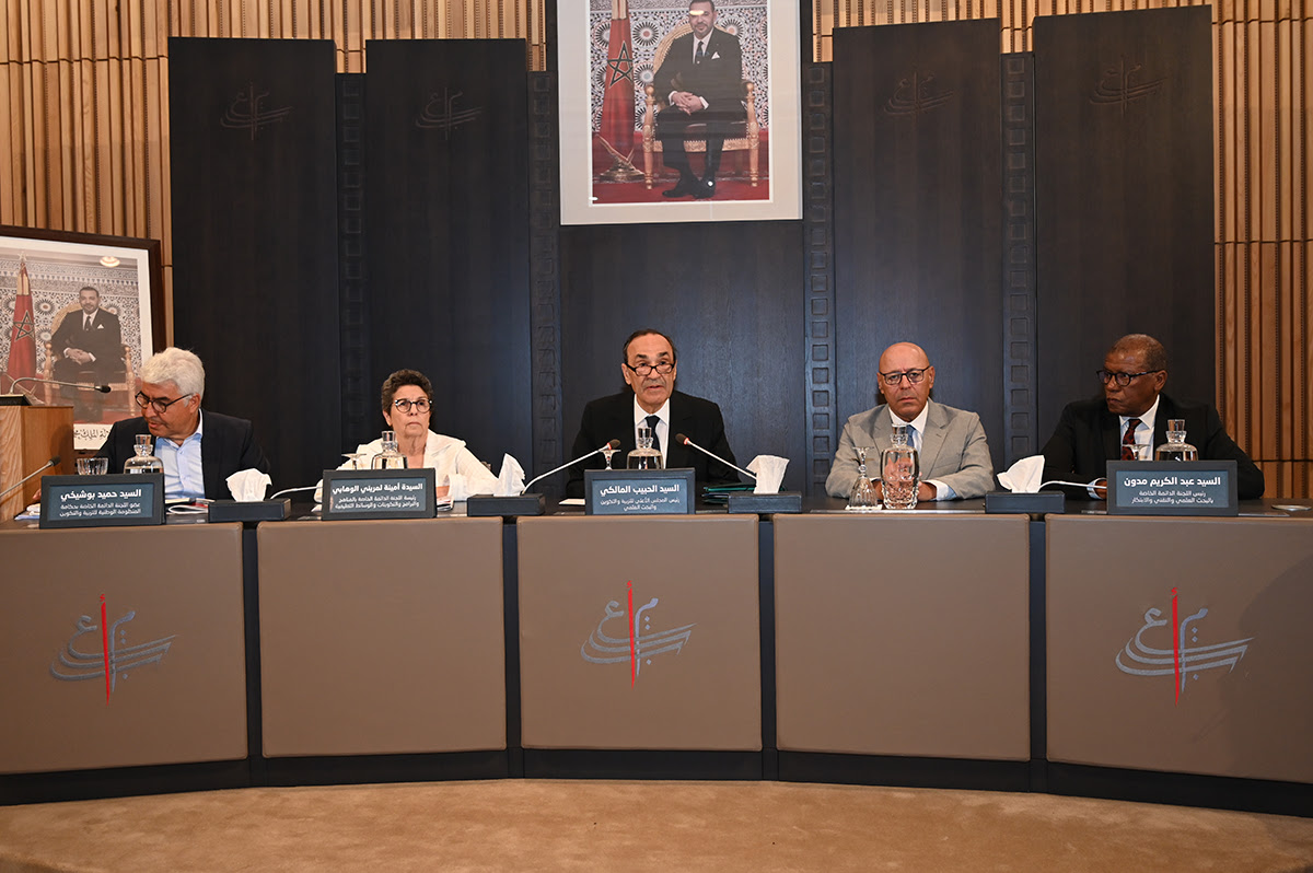 دعا المجلس الأعلى للتربية والتكوين والبحث العلمي إلى “استحضار مستلزمات +المدرسة الجديدة+ عبر إعمال النظرة النسقية التي يقتضيها الإصلاح الشمو