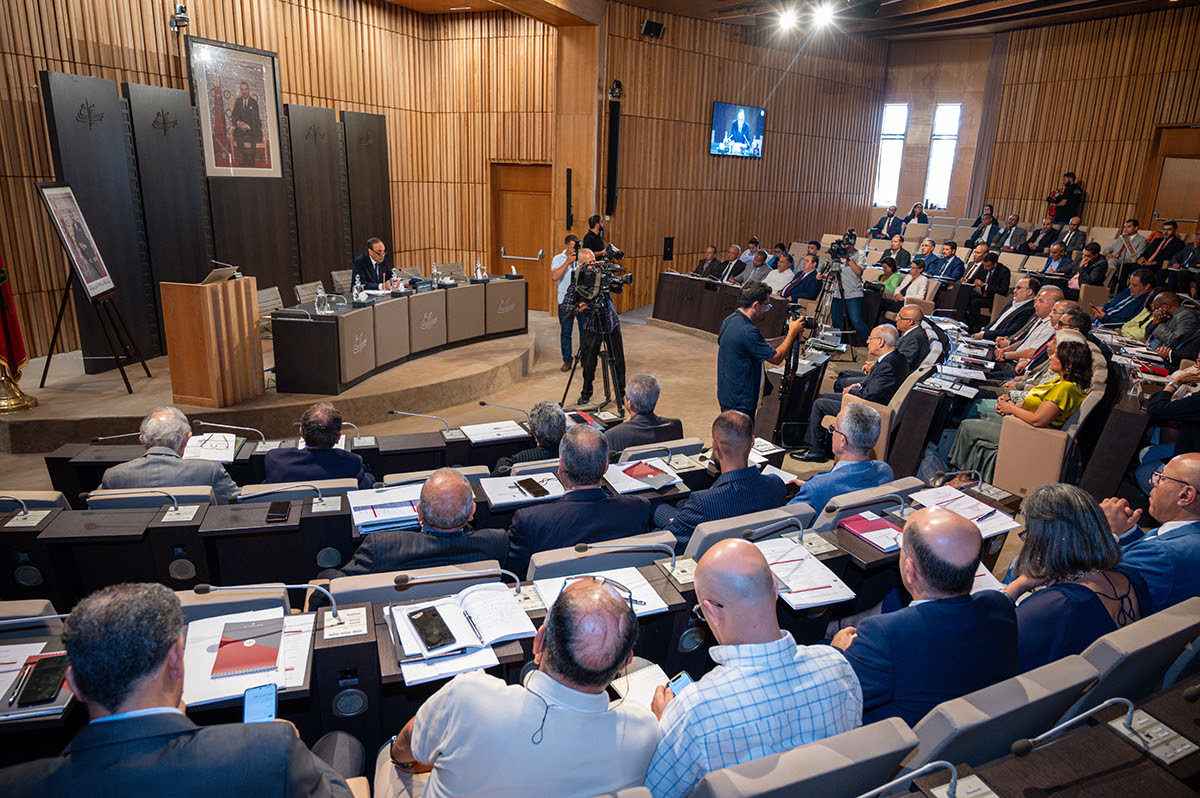 ناقش المجلس الأعلى للتربية والتكوين والبحث العلمي في دورته الثانية مشروع تقرير موضوعاتي حول " العنف في الوسط المدرسي "، أعدته الهيئة الوطني