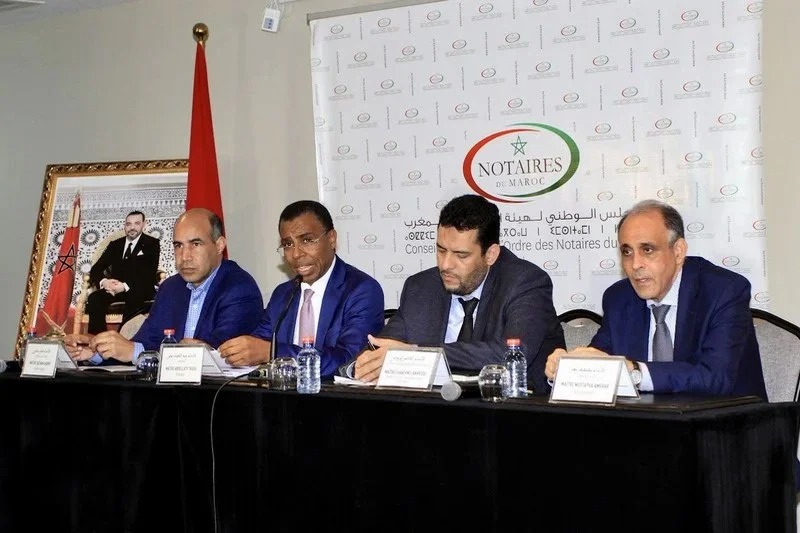 علّق الموثقون المغاربة مشاركتهم في أشغال الجمع العام العادي واجتماع مجلس إدارة هذه الجمعية المرتقب عقدهما نهاية شتنبر الجاري بفرنسا احتجاج