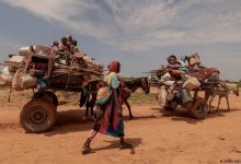 أعلن مكتب الأمم المتحدة لتنسيق الشؤون الإنسانية في أحدث حصيلة له أن عدد النازحين في داخل السودان وجواره وصل إلى 5.3 شخص. فيما أعلن عبد الف