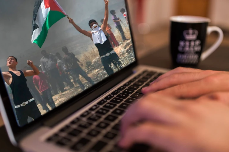 قال موقع "ذي إنترسبت" الأميركي إن مستخدمي وسائل التواصل الاجتماعي اشتكوا من تقييد تطبيقي "إنستغرام" المملوكة لشركة ميتا الأميركية و"تيك تو