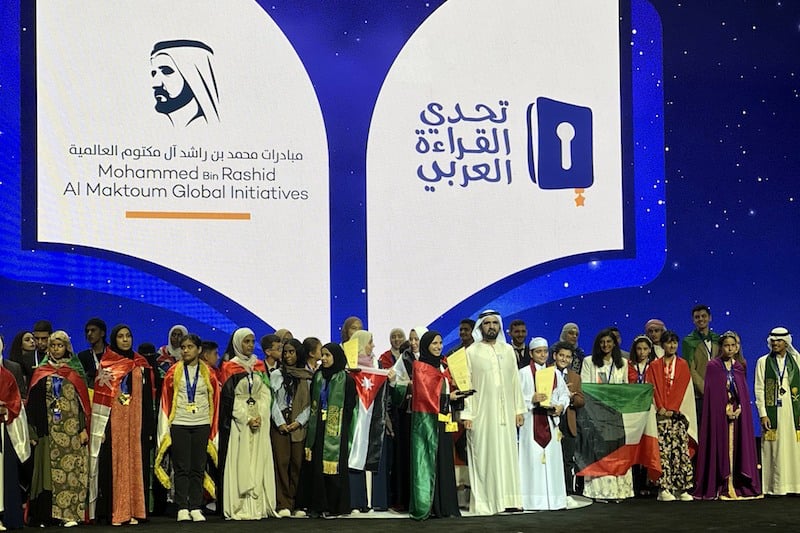 تُوج لأول مرة في تاريخ مسابقة ”تحدي القراءة العربي” بطلان مناصفة، خلال الدورة السابعة ويتعلق الأمر بعبد الله البري من قطر، وآمنة المنصوري م