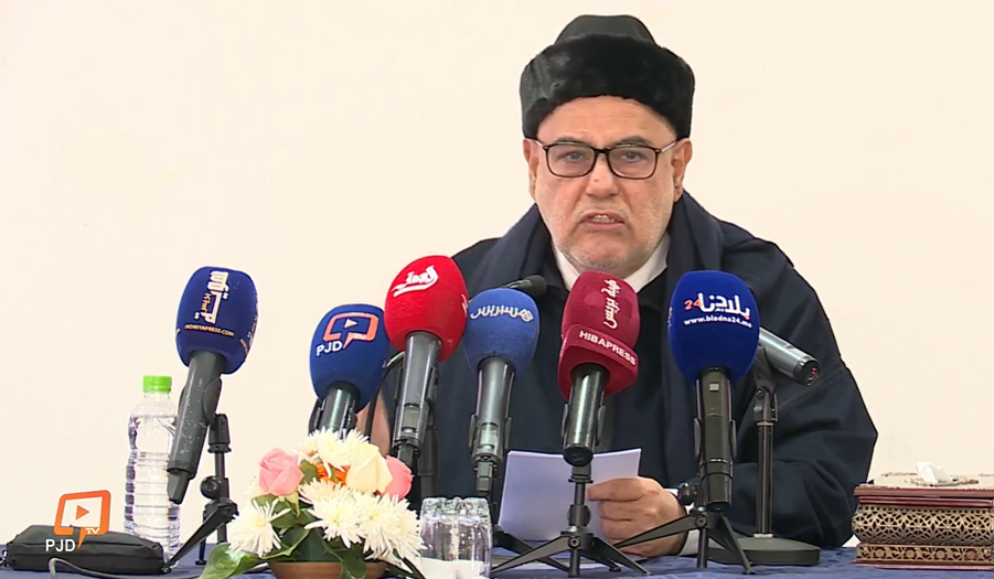 أكد المجلس الوطني لحزب العدالة والتنمية موقف الحزب الرافض لبعض المواقف النشاز من الداخل أو التي وردت في توصيات دولية في اتجاه محاولة إبعاد