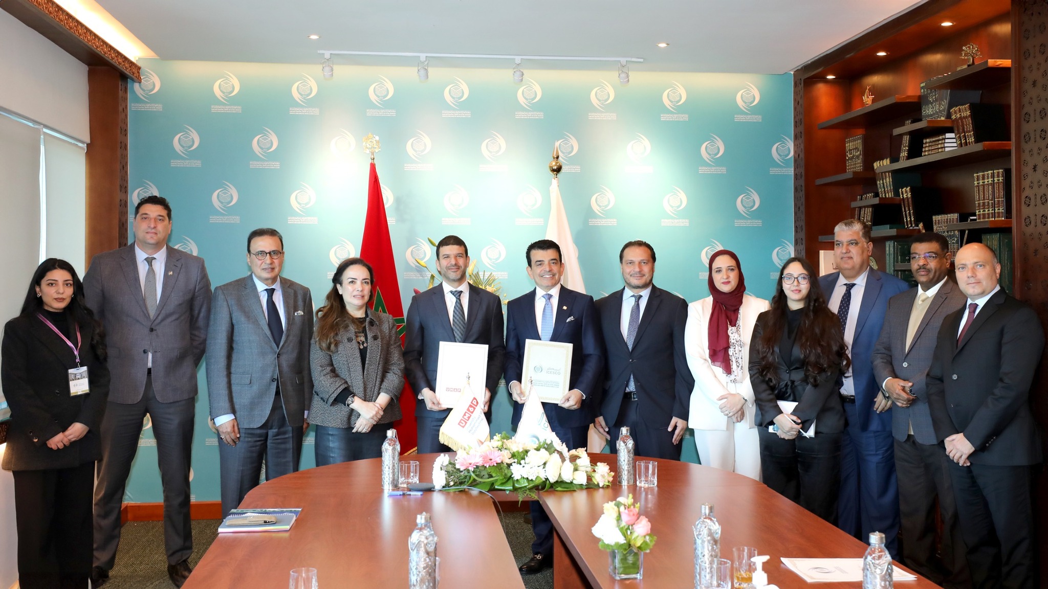 وقعت منظمة العالم الإسلامي للتربية والعلوم والثقافة (إيسيسكو)، وجامعة محمد السادس متعددة التخصصات بالمملكة المغربية، بالرباط اليوم، مذكرة ت