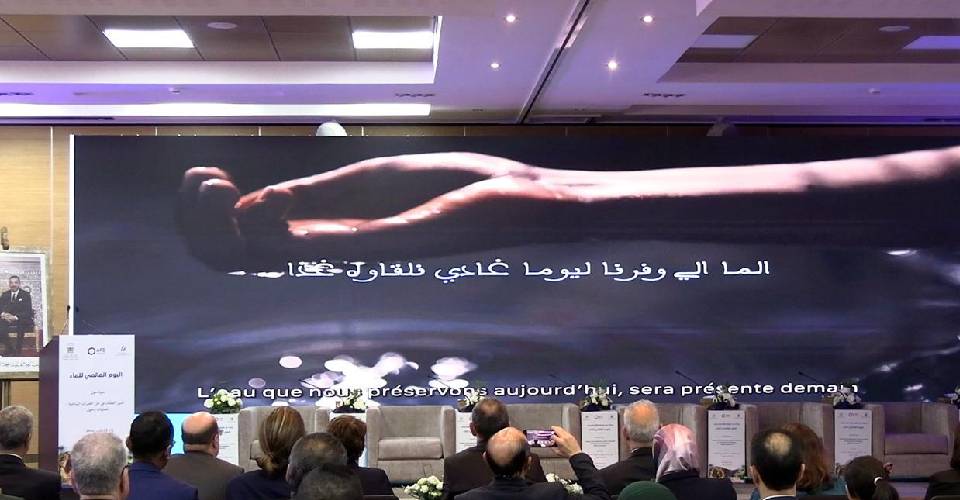 أطلقت وزارة التجهيز والماء الجمعة الماضي بالرباط، حملة تحسيسية واسعة لتوعية المواطنين بضرورة الحفاظ على الماء. تنفيذا للتوجيهات الملكية السا