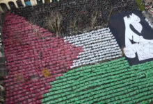 إسبانيون يتضامنون مع أهل غزة باستحضار مأساة بلدة غرنيكا في بلاد الباسك
