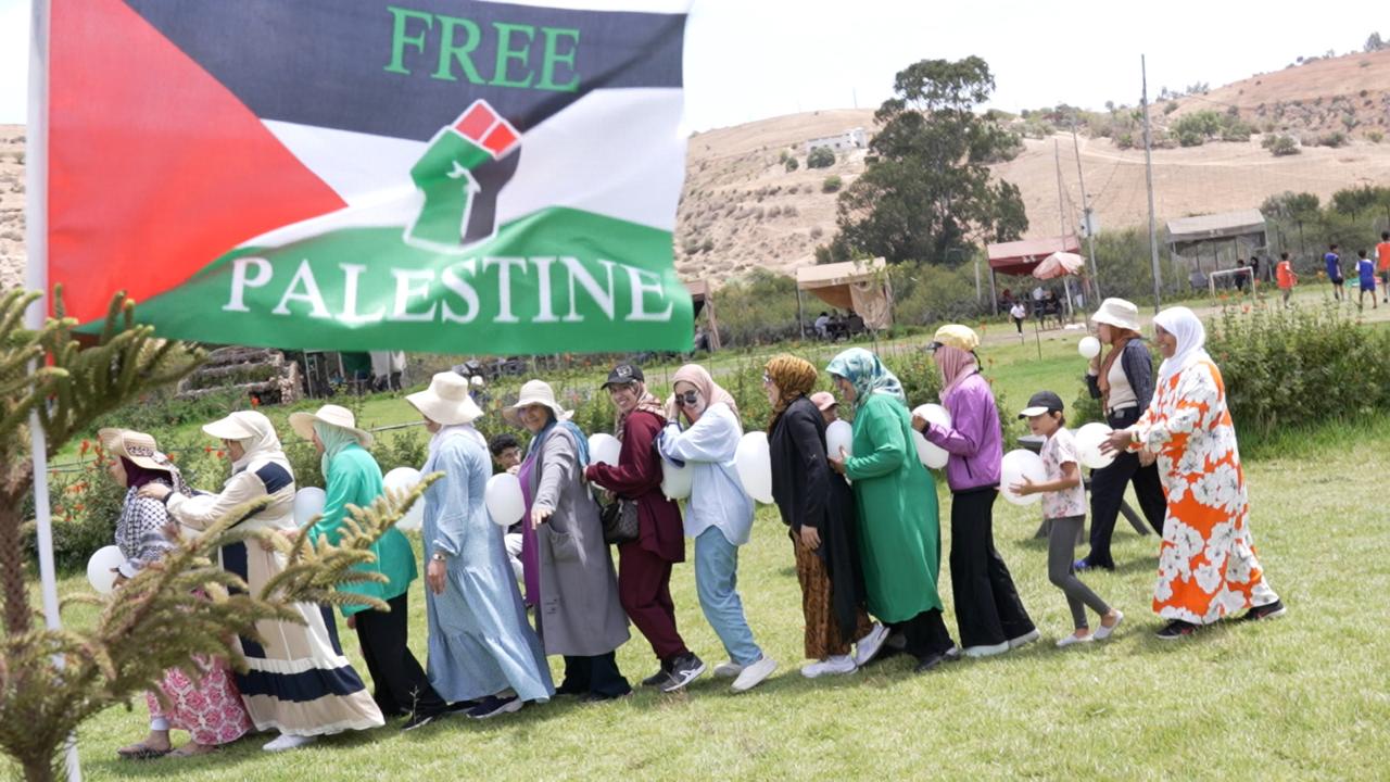 نظمت حركة التوحيد والإصلاح بإقليم الفداء الحي المحمدي عدة أنشطة ولقاءات متنوعة همت قضايا الأسرة بكل أعضائها توجتها بخرجة ترفيهية لأسر أعضاء