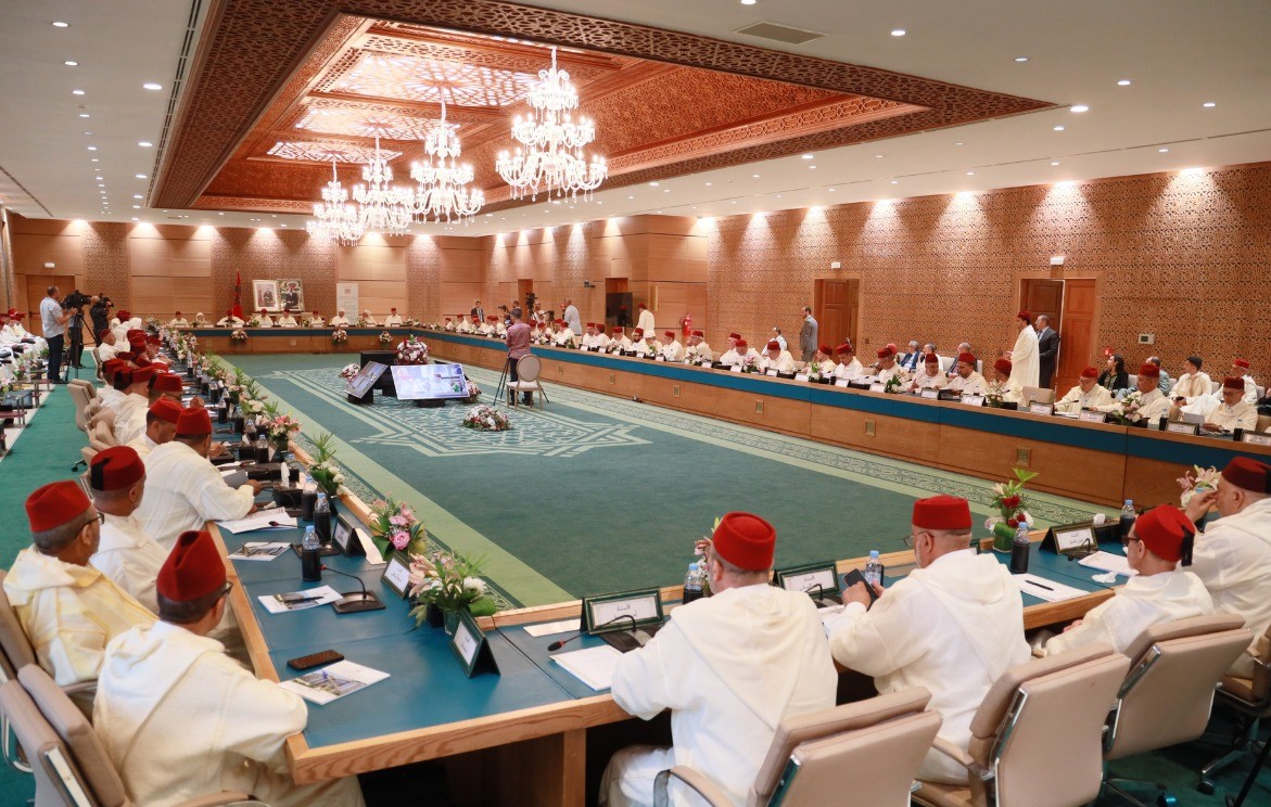 أعلن المجلس العلمي الأعلى أن لجانه ستعكف على قراءة ومدارسة الحصيلة الأولية لتنزيل خطة تسديد التبليغ في مناطق التجريب بجهات المملكة الشريفة خلال دورته الخريفية العادية.