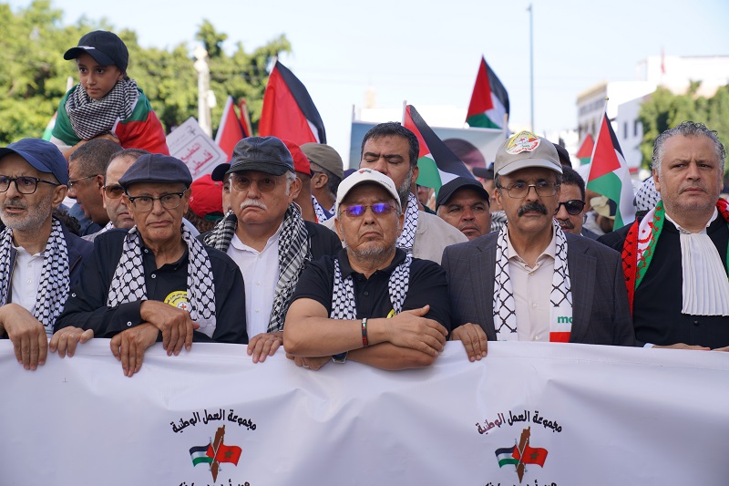 عبرت قيادات سياسية في المسيرة الوطنية الشعبية التي نظمت صباح اليوم الأحد بالرباط إحياء للذكرى الأولى لمعركة طوفان الأقصى، عن إدانتهم ورفضهم للعدوان الصهيوني على فلسطين ولبنان.