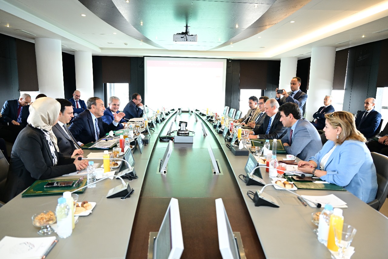 شهد الاجتماع الثاني للجنة القيادة المنبثقة عن الاتفاقية -الإطار للشراكة والتعاون بين المجلس الأعلى للتربية والتكوين والبحث العلمي والقطاعا