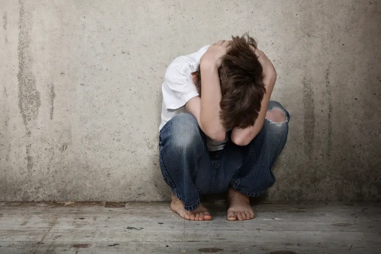 كشفت دراسة حديثة أن واحدة من كل خمس نساء، وواحدا من كل سبعة رجال حول العالم، تعرضوا للعنف الجنسي قبل بلوغهم سن 18 عاما، مما يسلط الضوء على ال