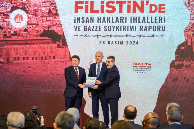  أطلقت مؤسسة حقوق الإنسان والمساواة التركية تقريرا يعدّ أول وثيقة رسمية بهذا الحجم تصدر عن تركيا لتوثيق جرائم الاحتلال الإسرائيلية في فلسطي