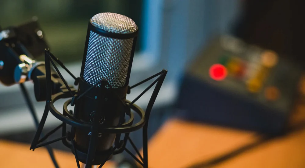 تعتزم وزارة التربية الوطنية والتعليم الأولي والرياضة تنظيم الجائزة الوطنية الأولى للبودكاست التربوي، تفعيلا للإطار المرجعي للتشبيك الموضوع