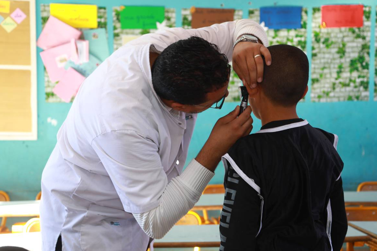 أصدرت وزارة الصحة والحماية الاجتماعية ووزارة التربية الوطنية والتعليم الأولي والرياضة مذكرة وزارية مشتركة تهدف إلى تعزيز الوقاية من انتشار