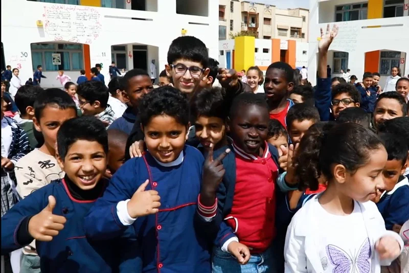 كشفت دراسة بحثية جديدة أن 50 في المئة من المهاجرين الدوليين بالمغرب استفادوا من التعليم بالمؤسسات التعليمية المغربية، ورصدت تصدر اللغة العر